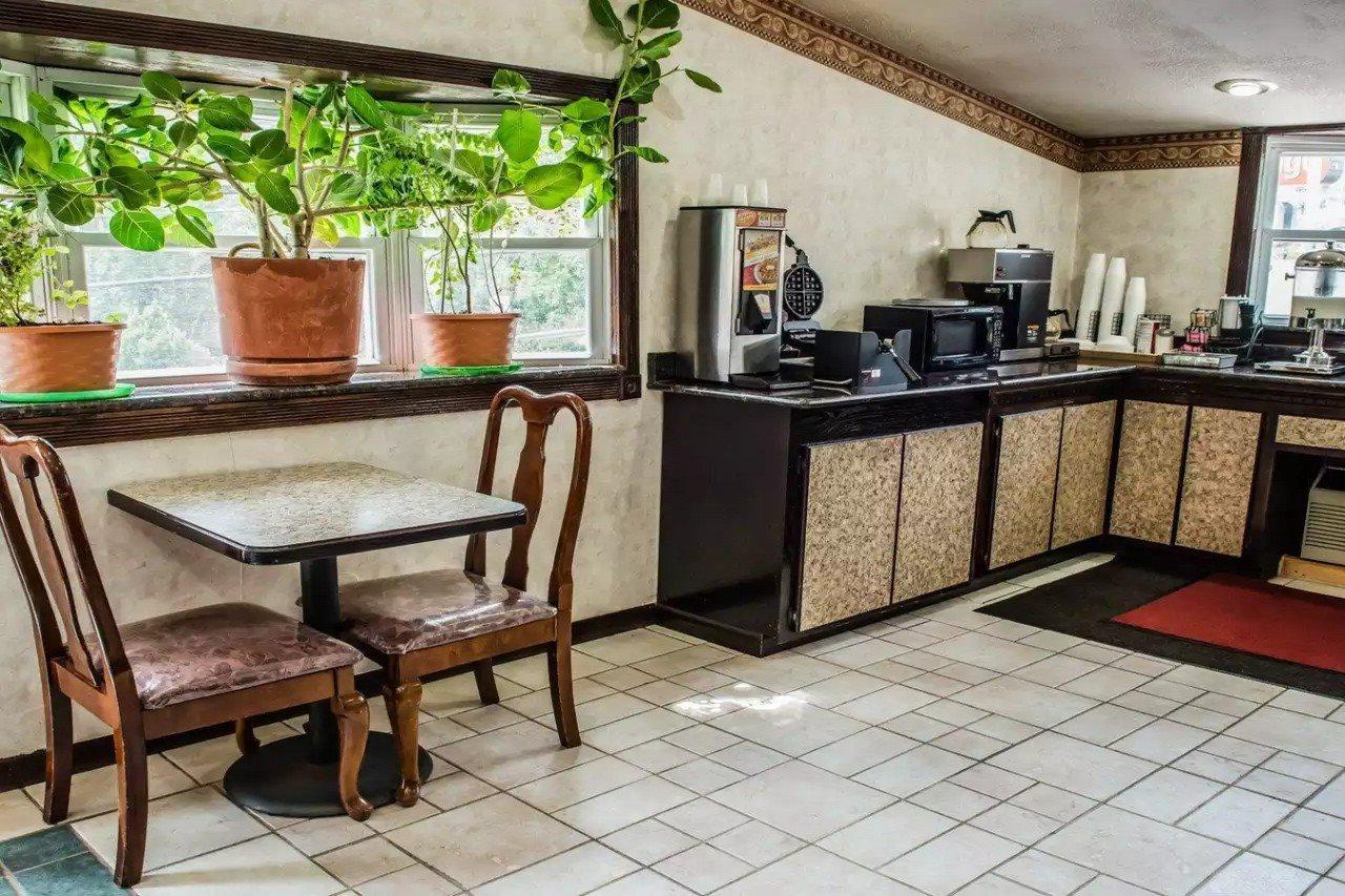 Econo Lodge Pittsburgh I-79 Ngoại thất bức ảnh
