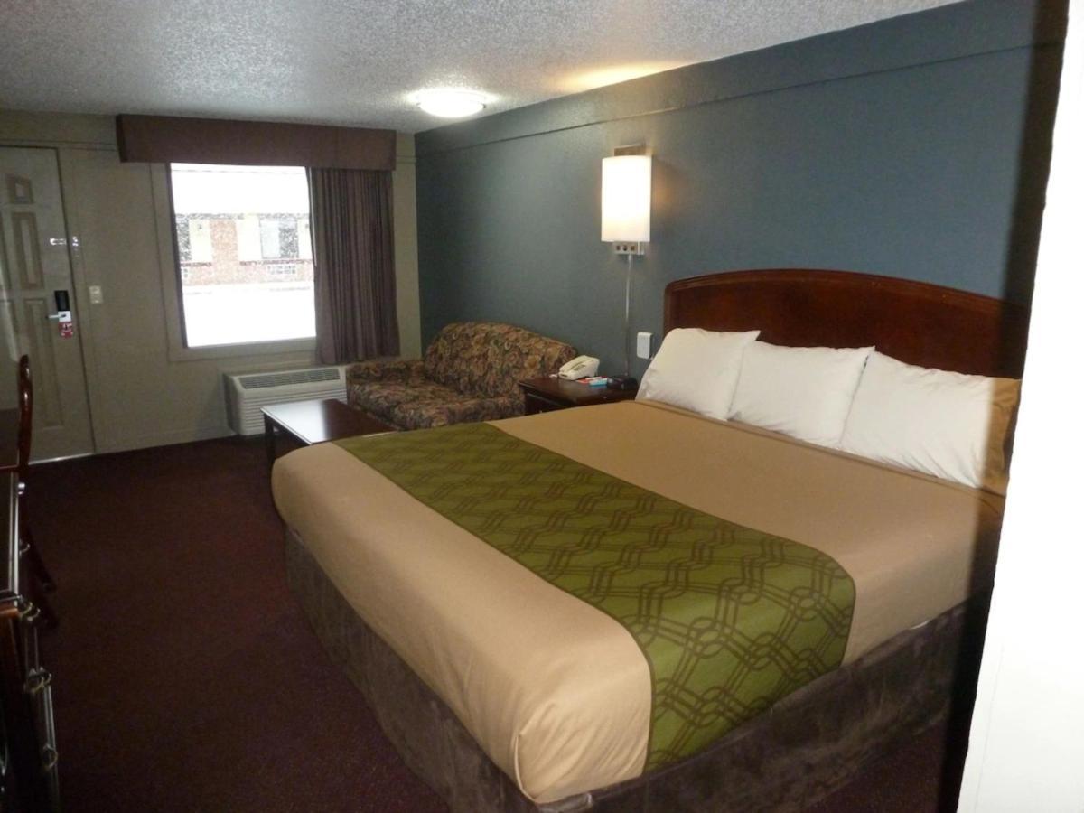Econo Lodge Pittsburgh I-79 Ngoại thất bức ảnh