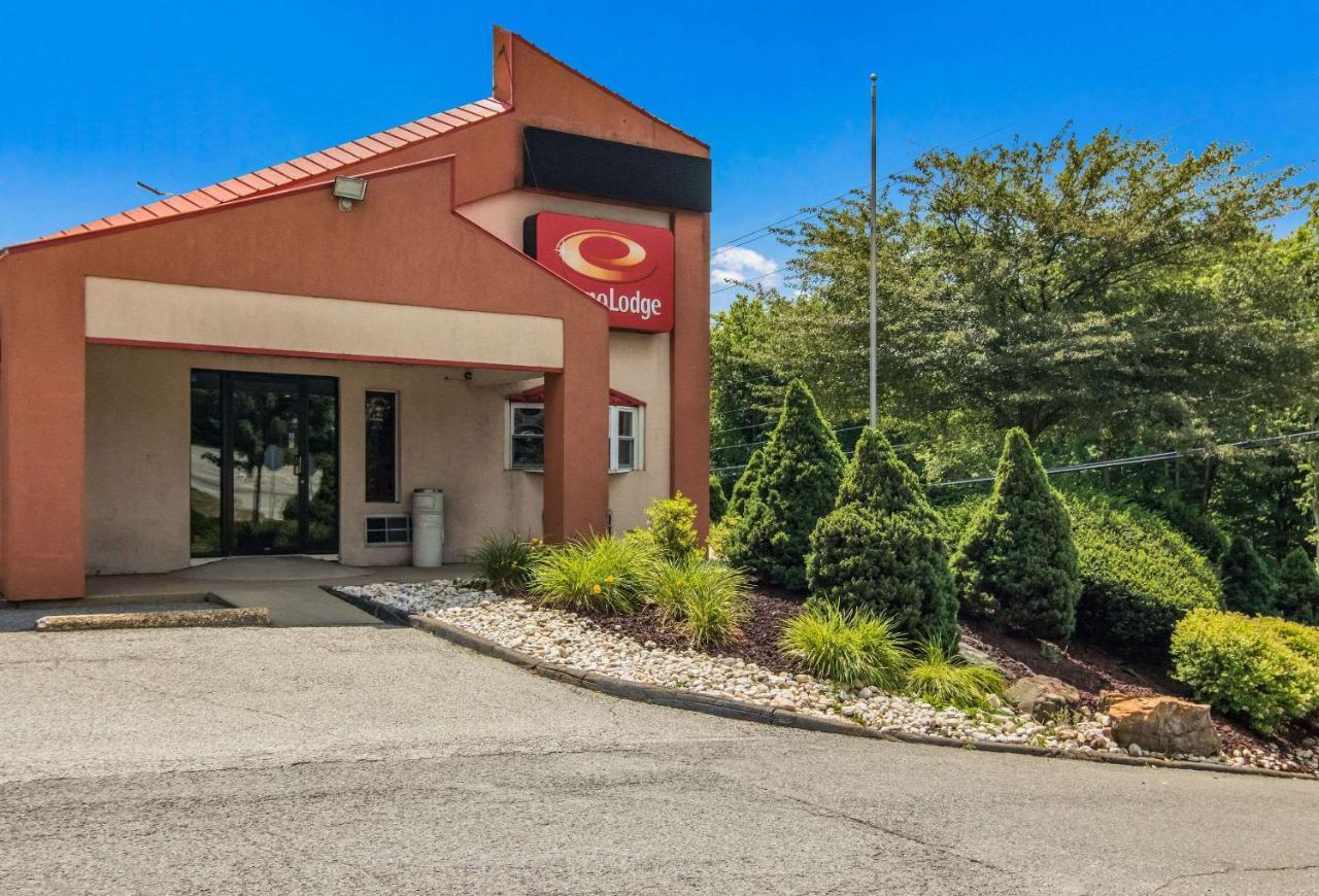 Econo Lodge Pittsburgh I-79 Ngoại thất bức ảnh