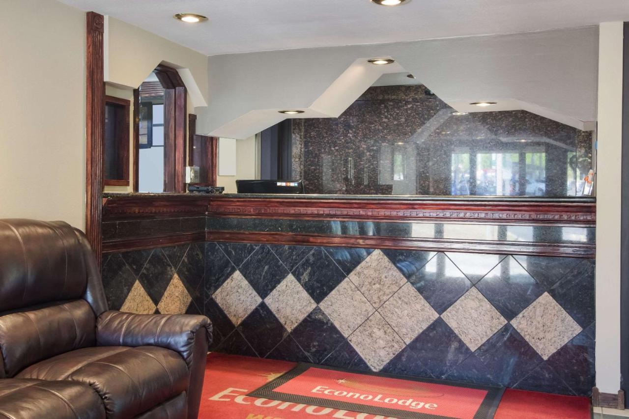 Econo Lodge Pittsburgh I-79 Ngoại thất bức ảnh