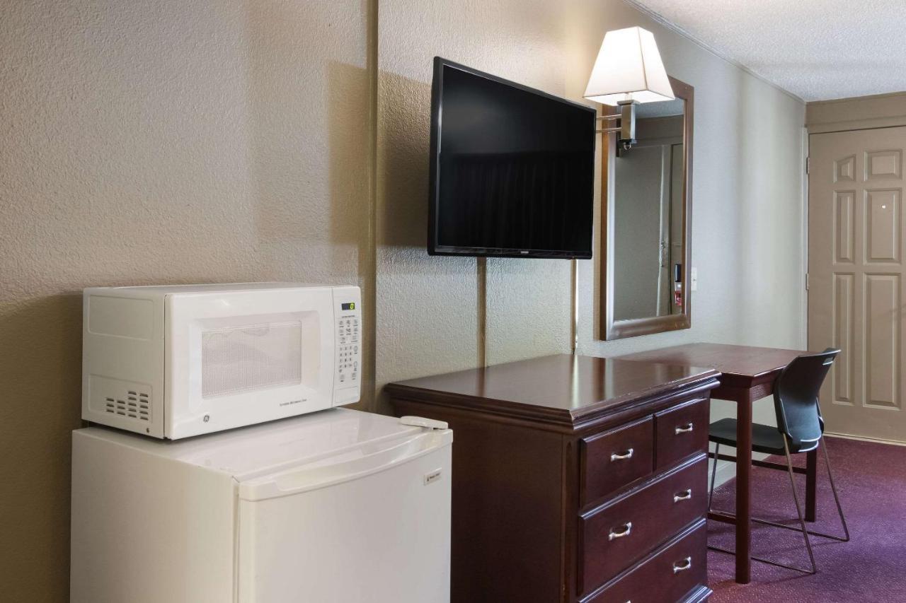Econo Lodge Pittsburgh I-79 Ngoại thất bức ảnh