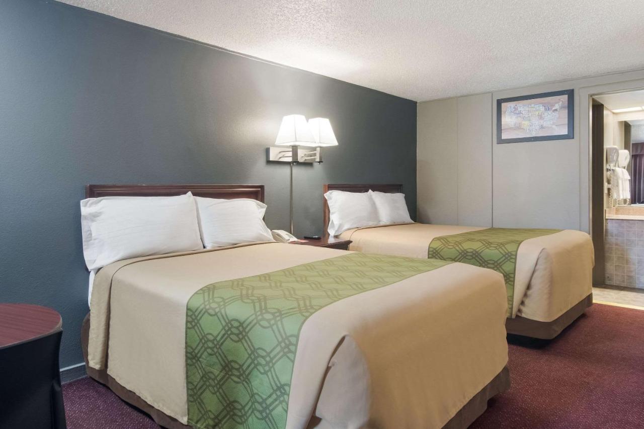 Econo Lodge Pittsburgh I-79 Ngoại thất bức ảnh
