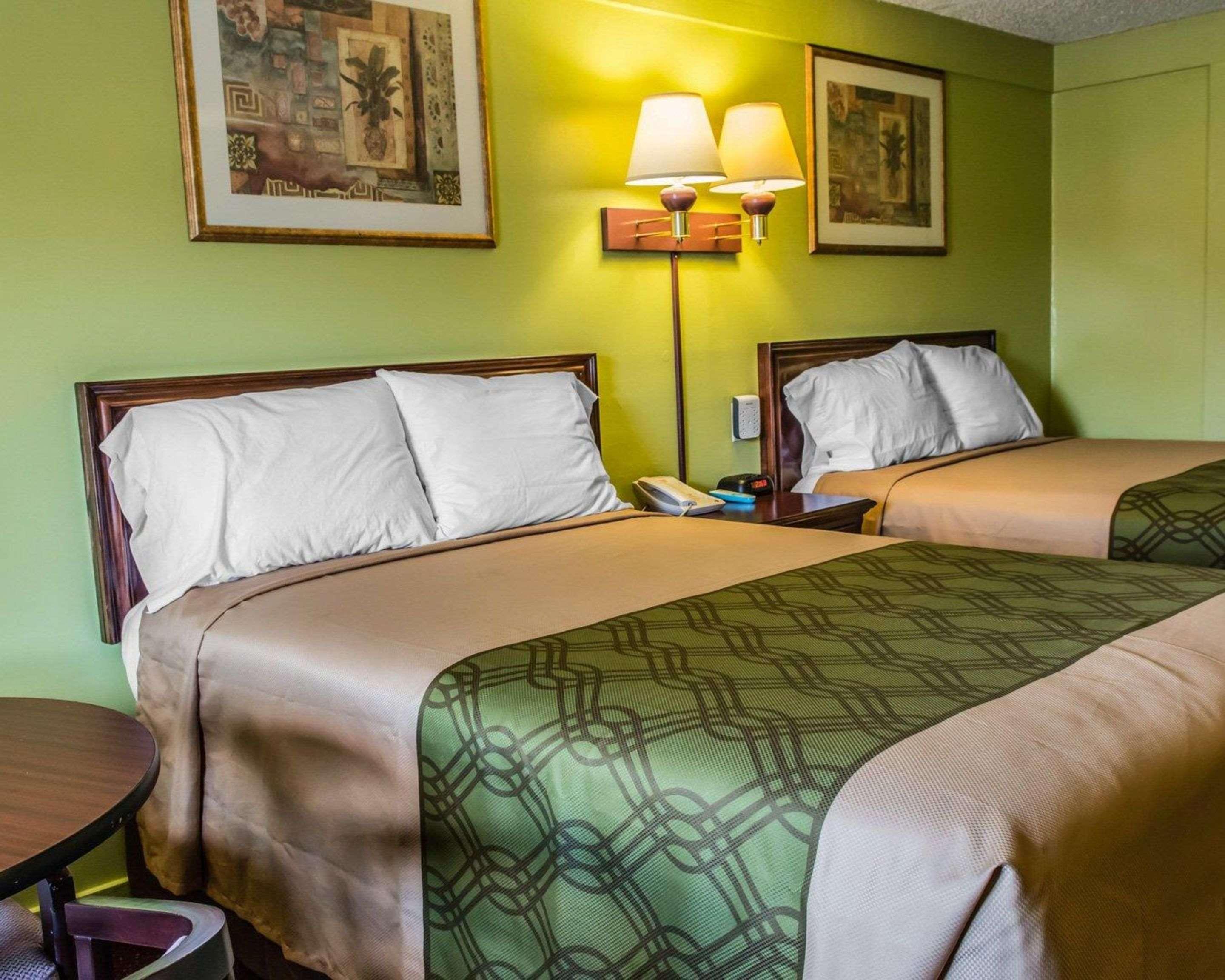 Econo Lodge Pittsburgh I-79 Ngoại thất bức ảnh