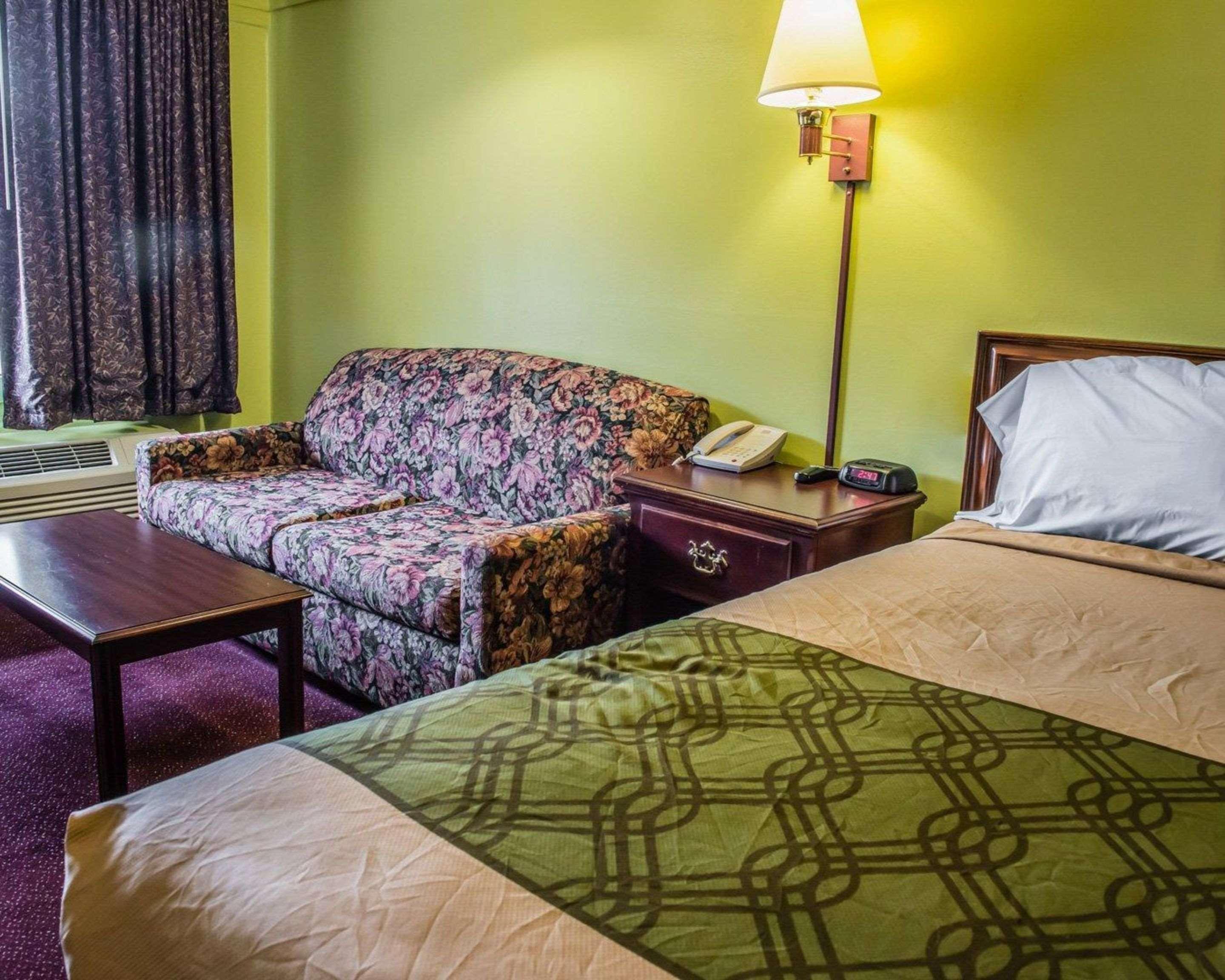 Econo Lodge Pittsburgh I-79 Ngoại thất bức ảnh